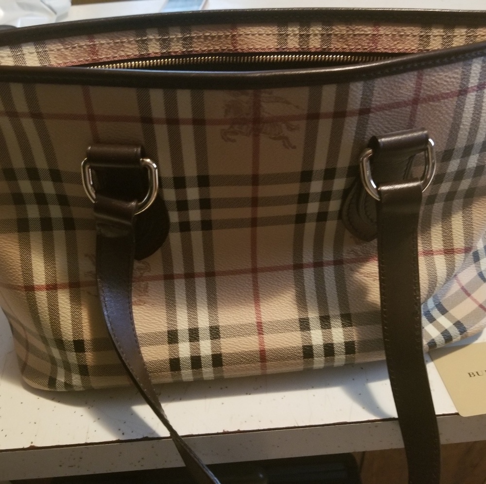 Burberry Tote Bag (used)